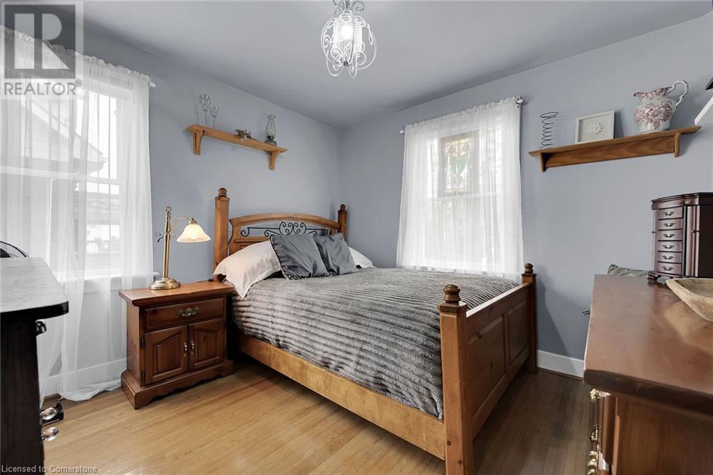 Photo 11 of 14 Sherring Street N, Hagersville ON