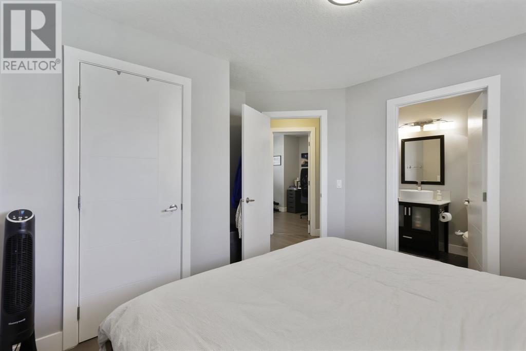 Single Family House Bungalow for Sale in  Windermere Road SW Wildwood Calgary 