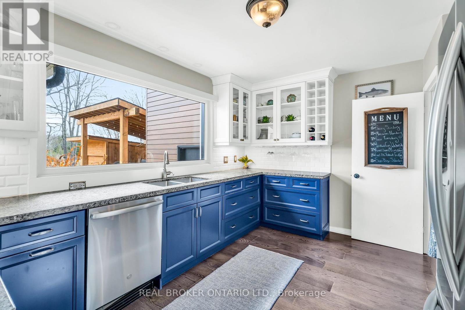 Photo 38 of 1359 Mosley Street, Wasaga Beach ON
