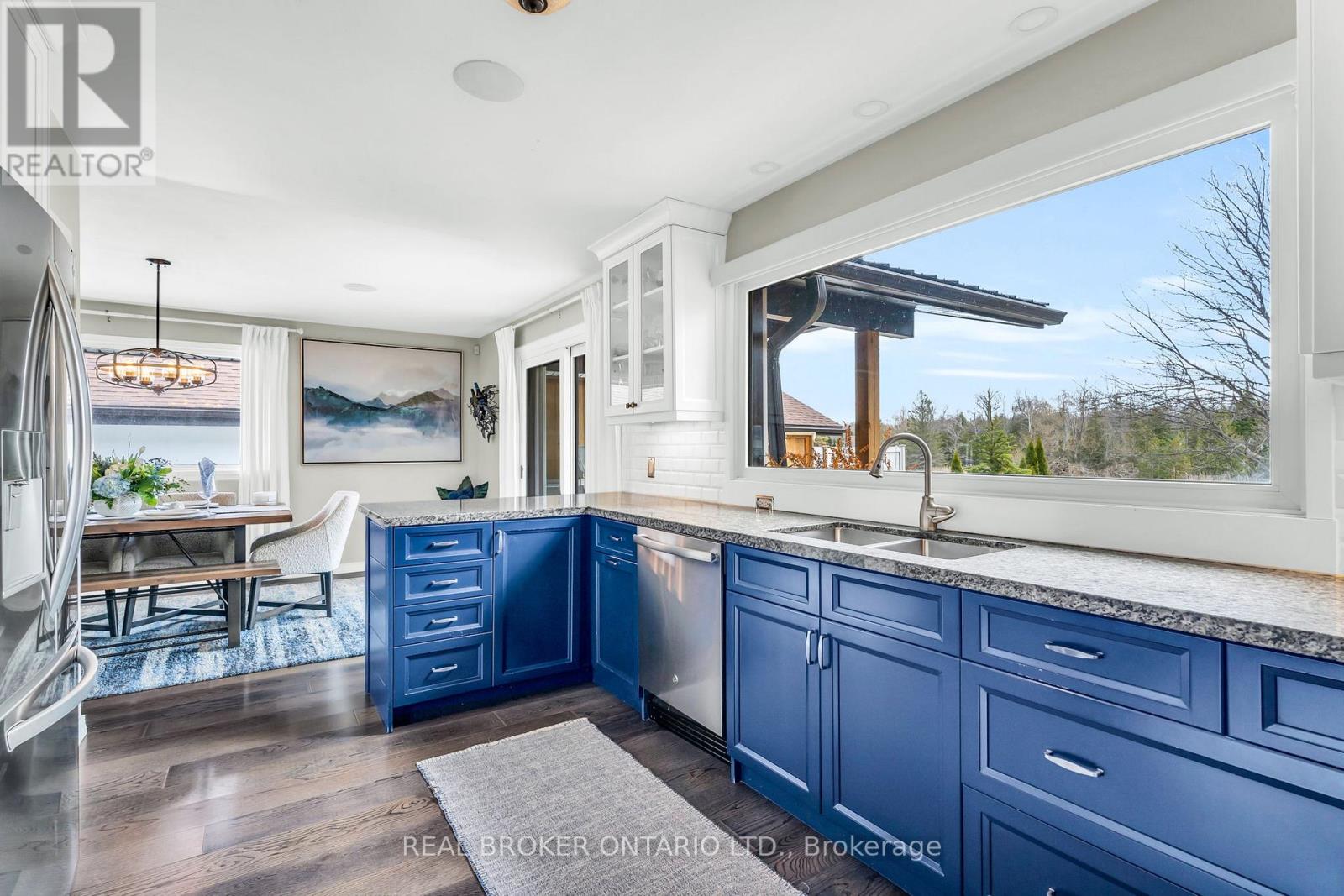 Photo 16 of 1359 Mosley Street, Wasaga Beach ON