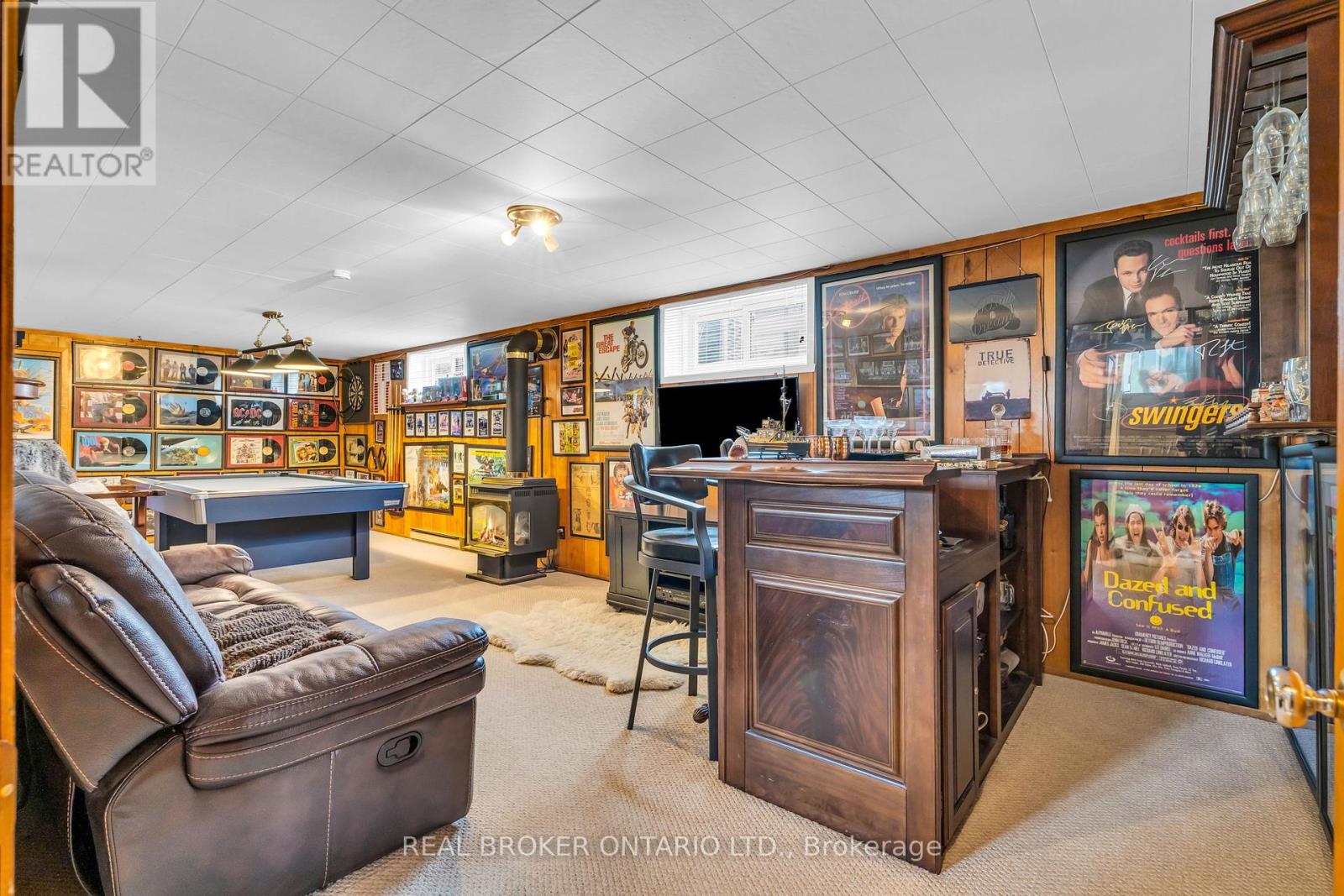 Photo 7 of 1359 Mosley Street, Wasaga Beach ON