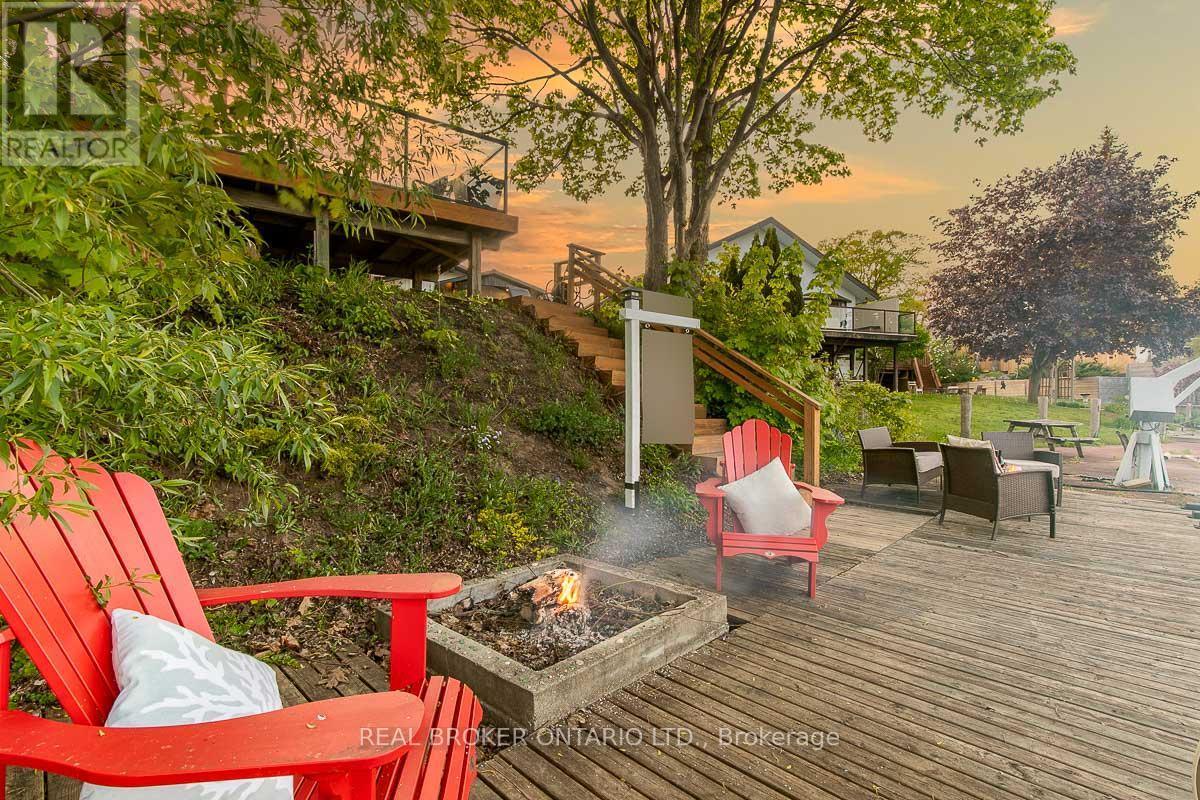 Photo 11 of 1359 Mosley Street, Wasaga Beach ON