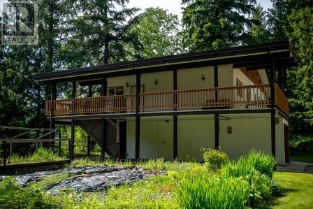 2941 McInnes Road — photo 8