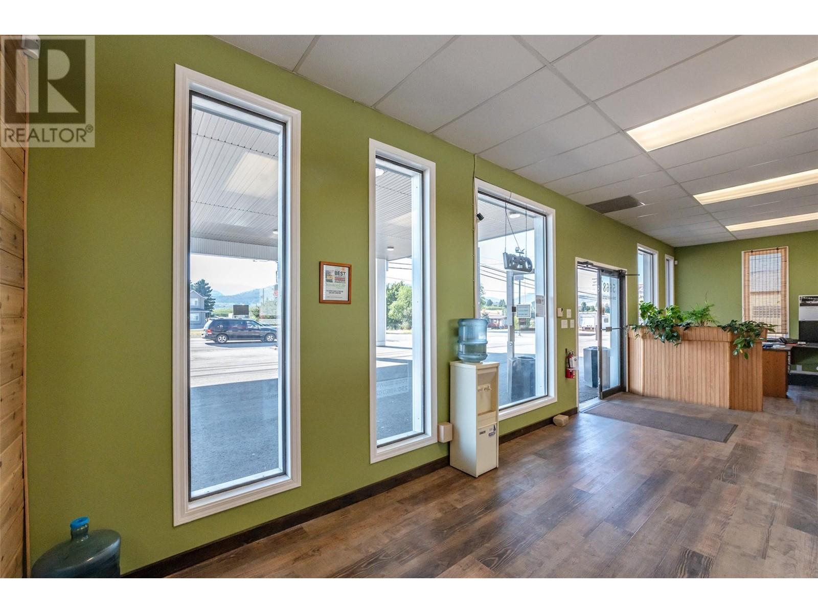  5668 HWY 97 Highway, Oliver