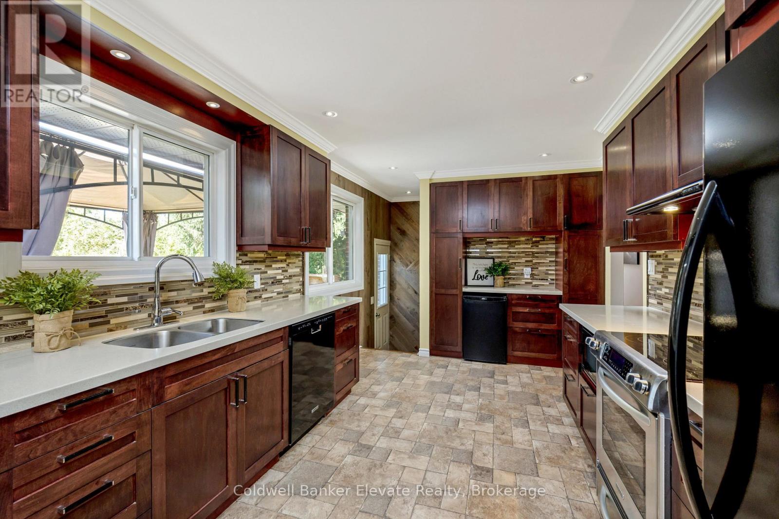Photo 16 of 14360 Sixth Line, Halton Hills ON