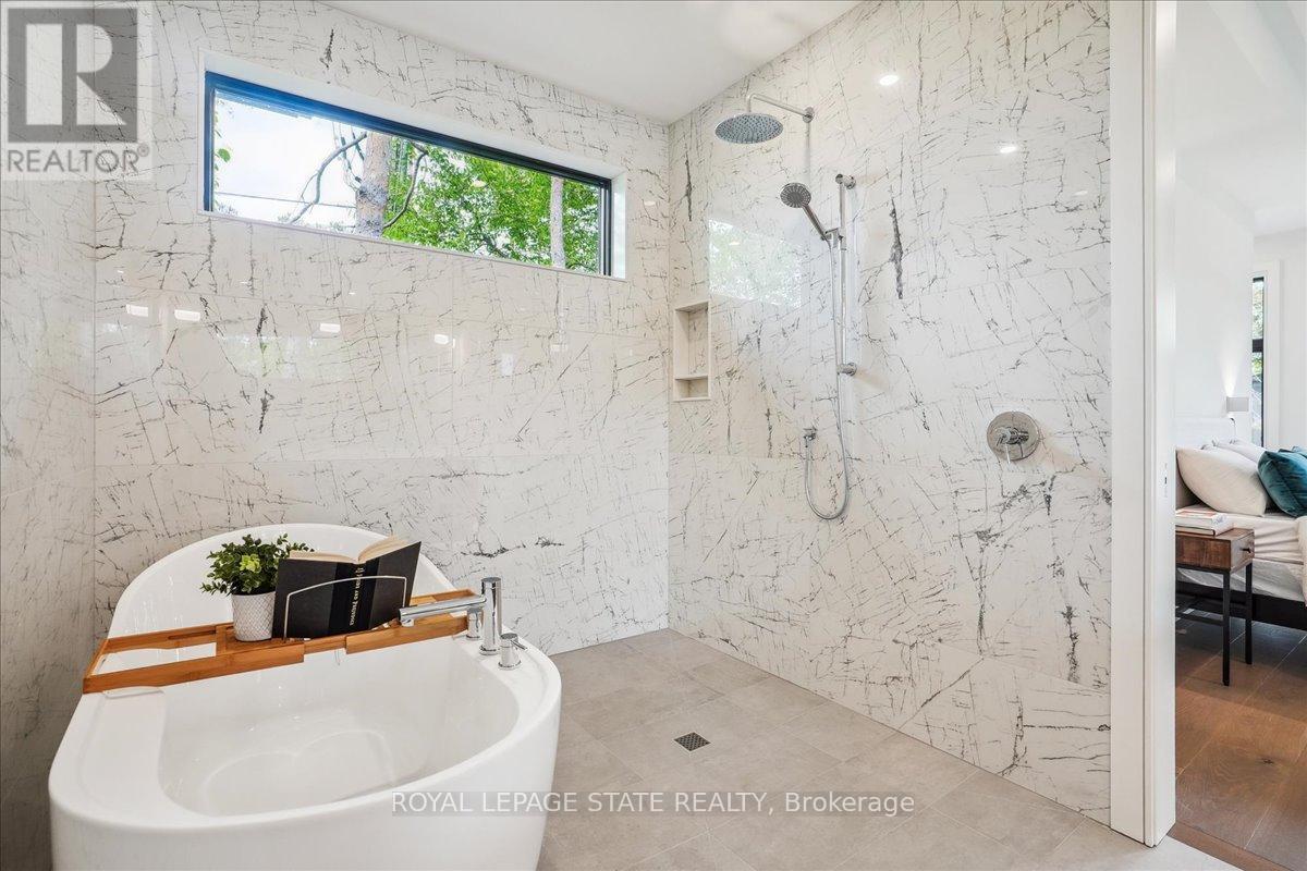 Photo 7 of 1613 G Lookout Street, Pelham ON