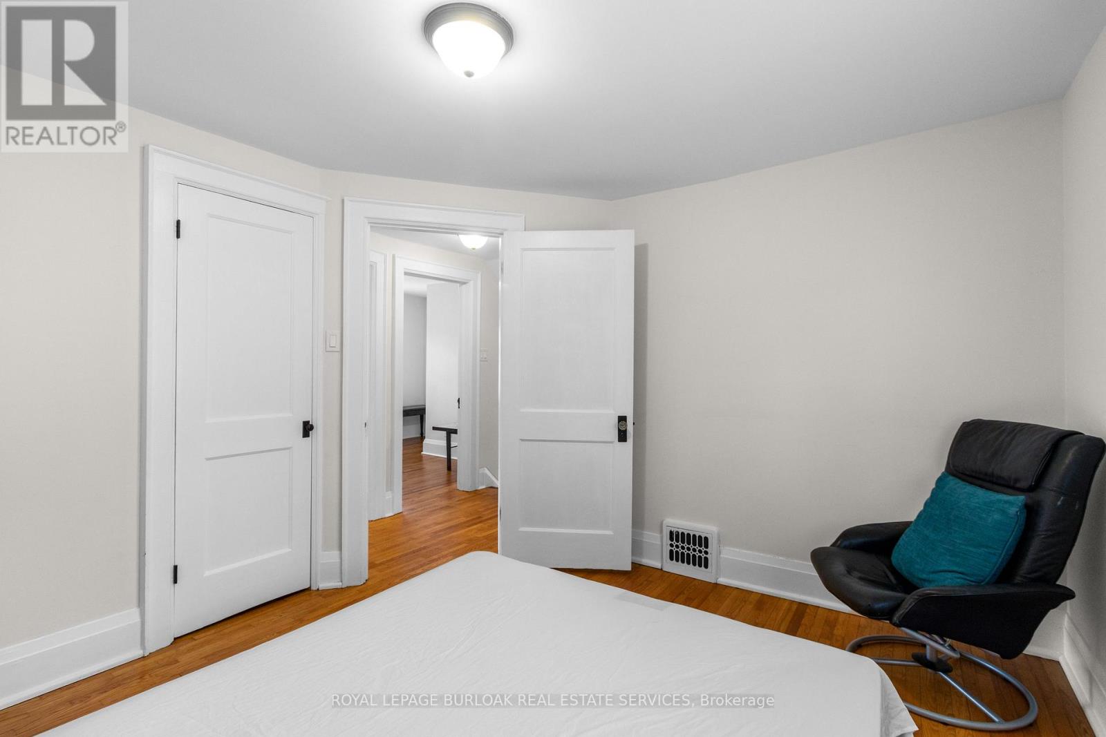 Photo 16 of 1144 4th Avenue W, Owen Sound ON