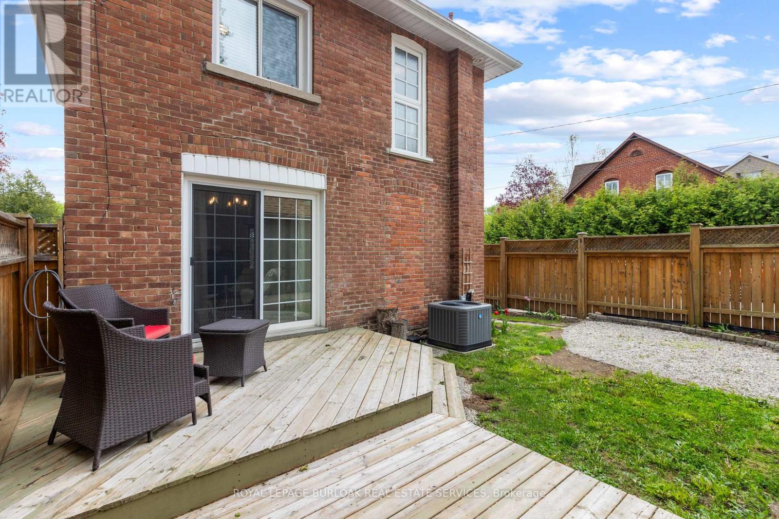 Photo 27 of 1144 4th Avenue W, Owen Sound ON