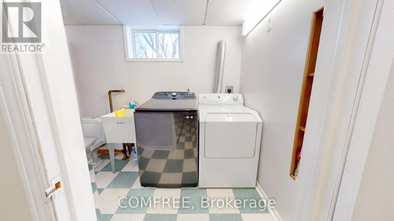 Photo 20 of 25 Seguin Street, Ottawa ON