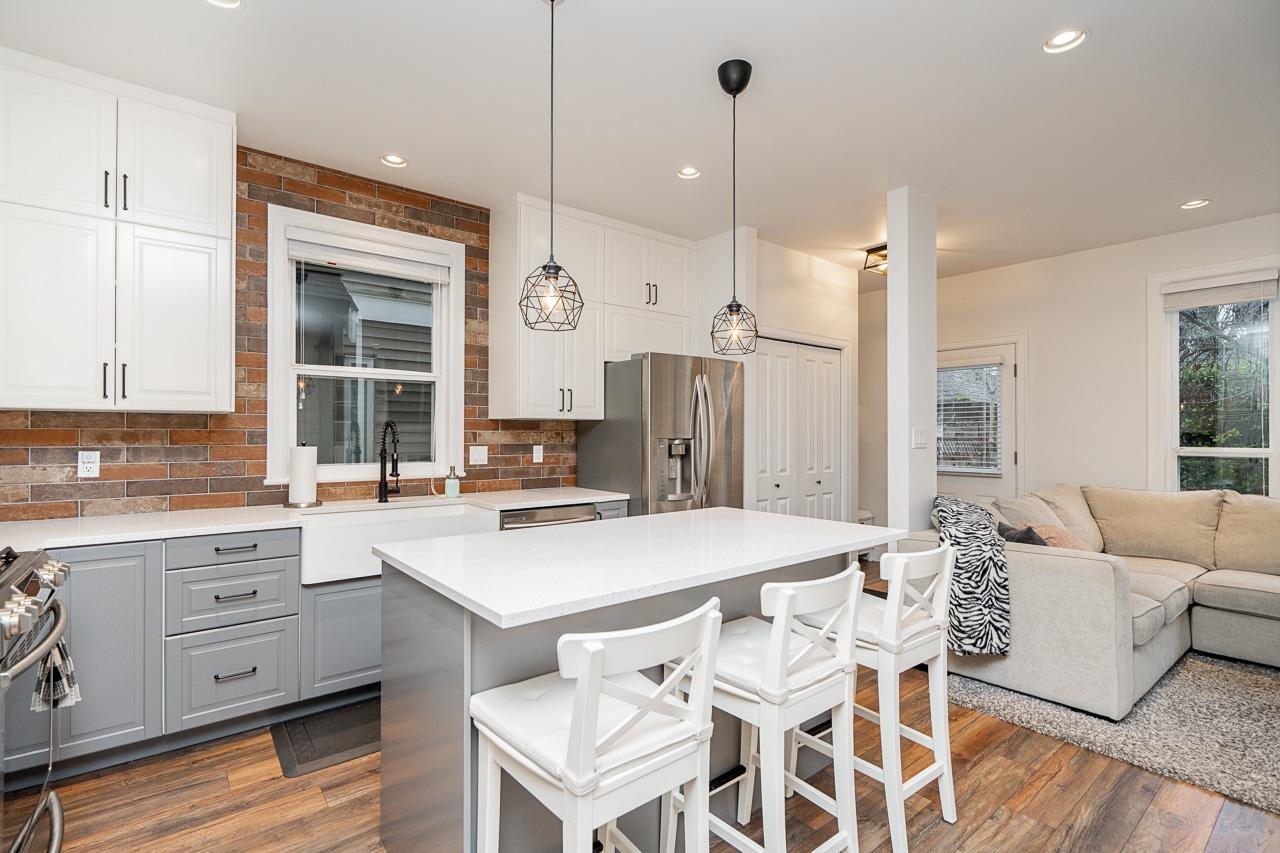 6733 193A STREET, Surrey real estate listing R3008351
