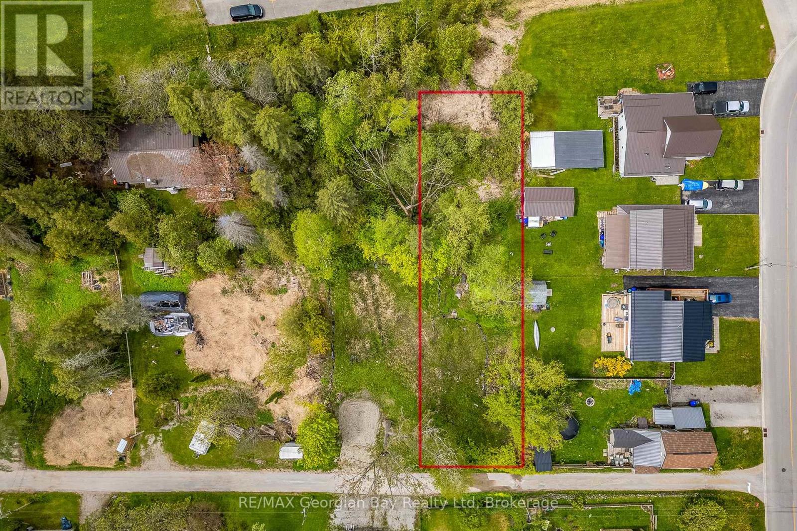 Photo 3 of 63 Nettleton Drive, Penetanguishene ON