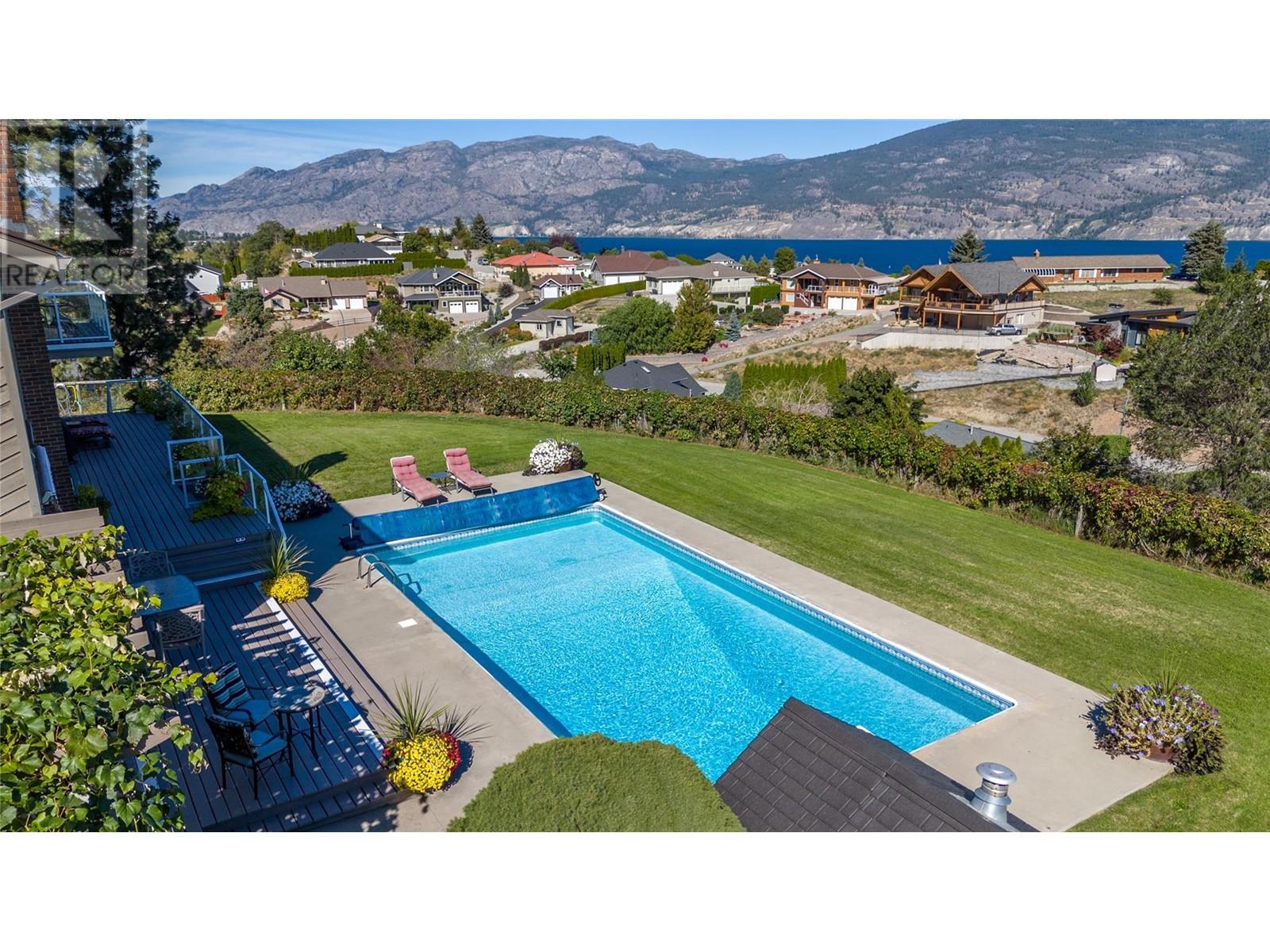  10707 Giants Head Road, Summerland