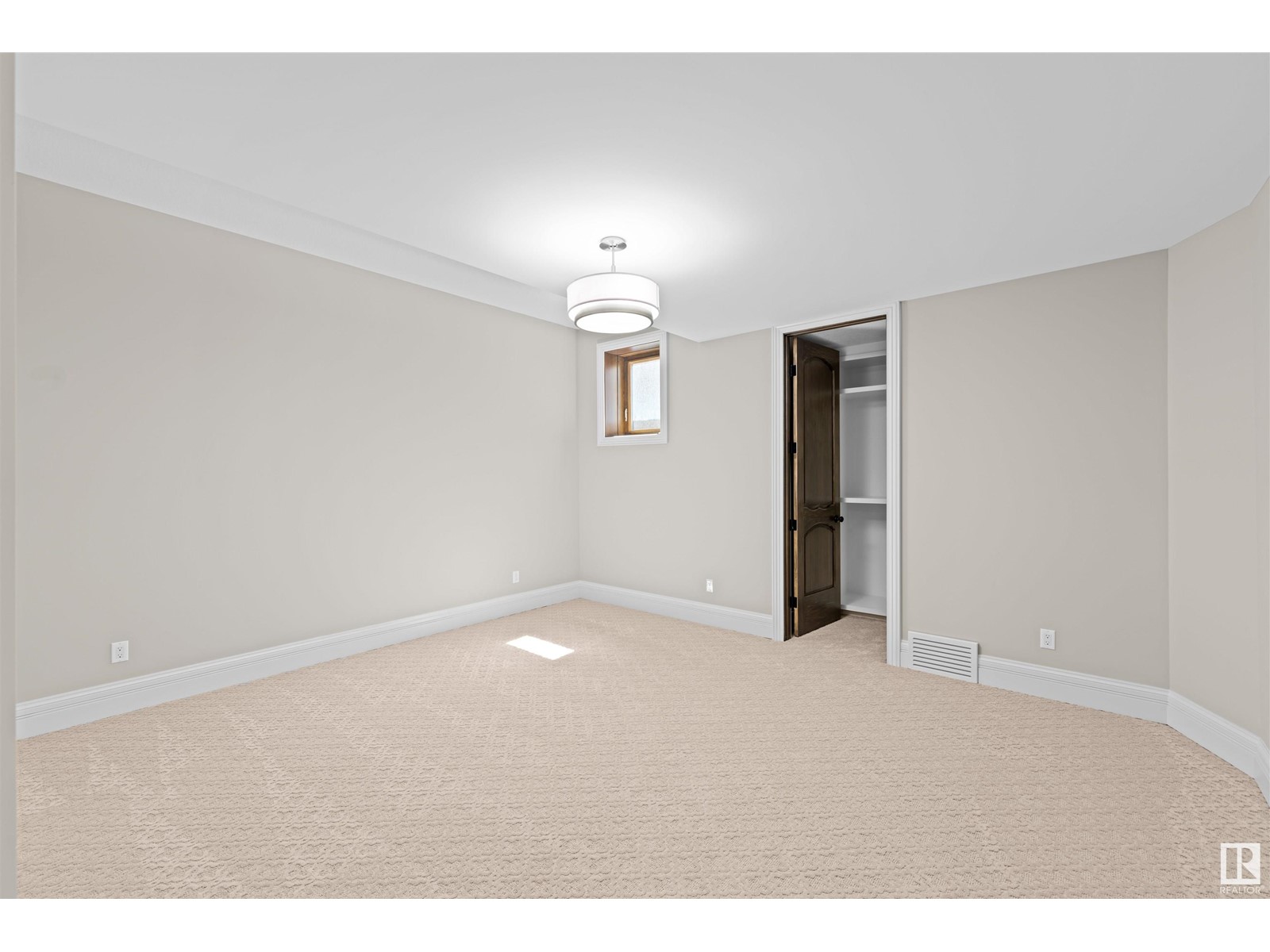 #205 25122 STURGEON RD, Rural Sturgeon County