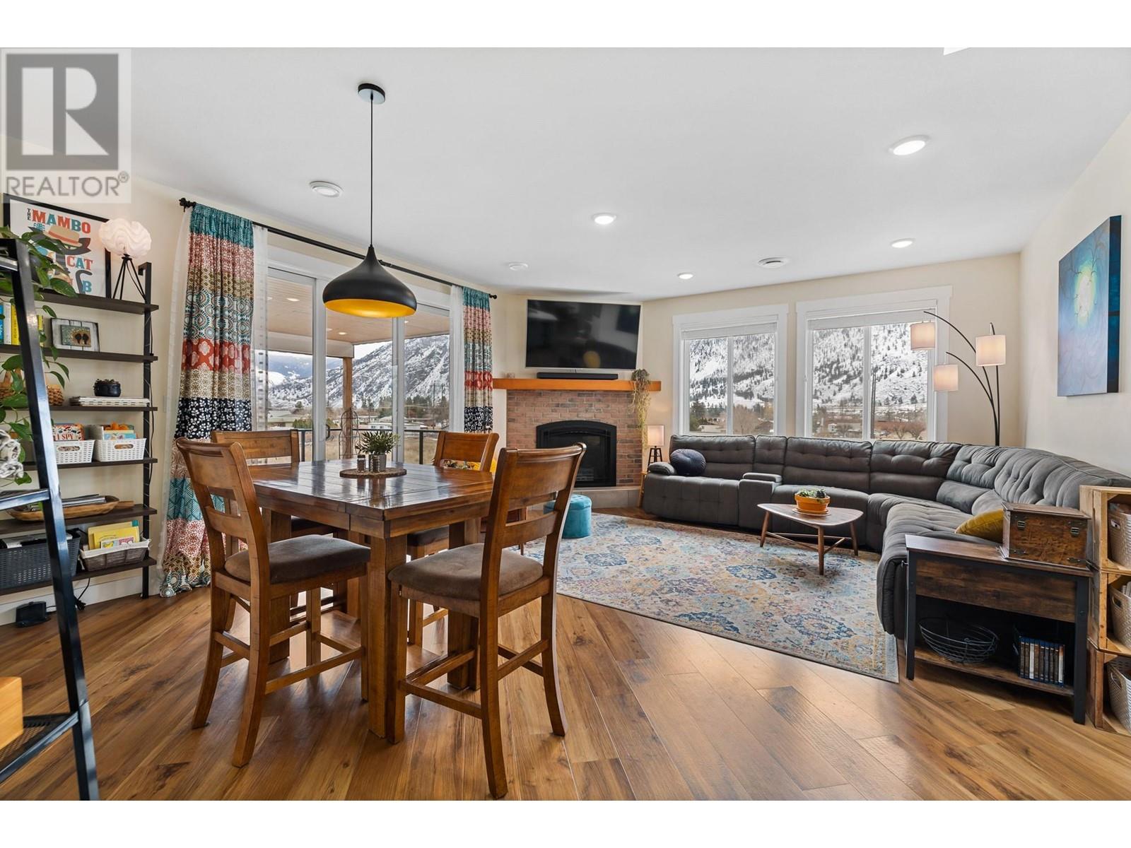 Photo 11 of 101 7th Avenue, Keremeos BC