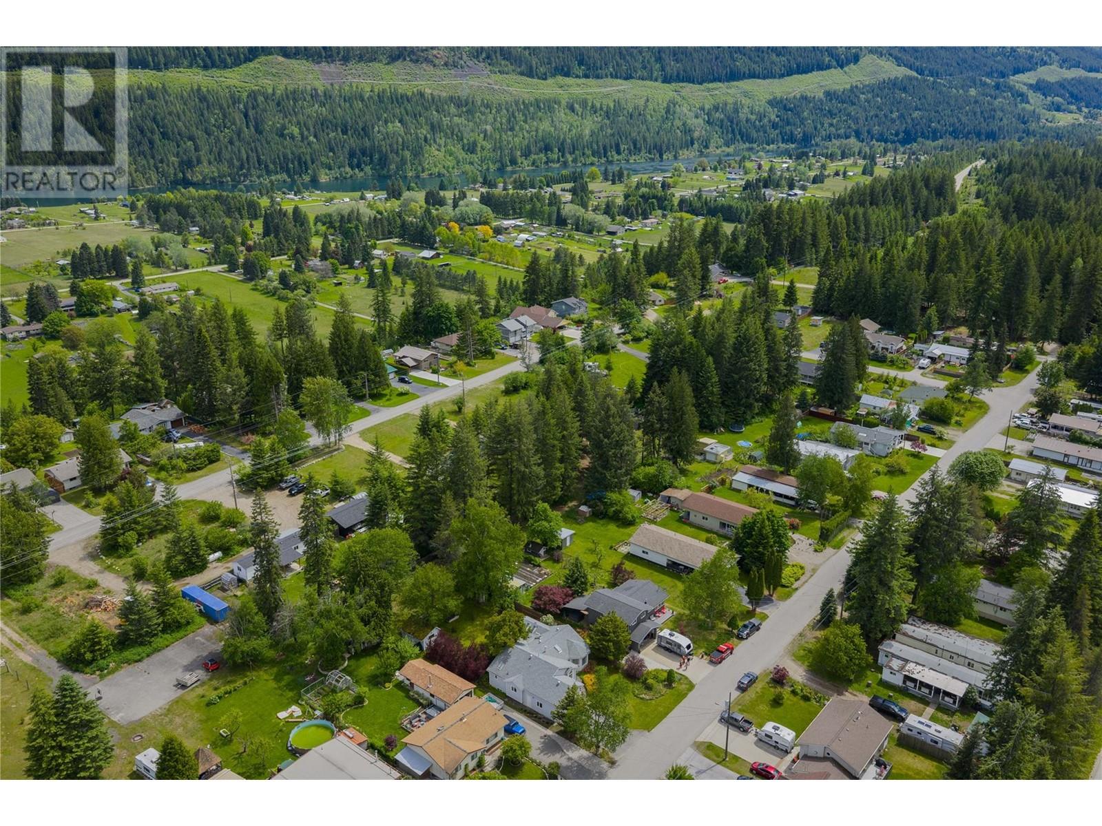 Photo 47 of 2718 Fir Drive, South Slocan BC