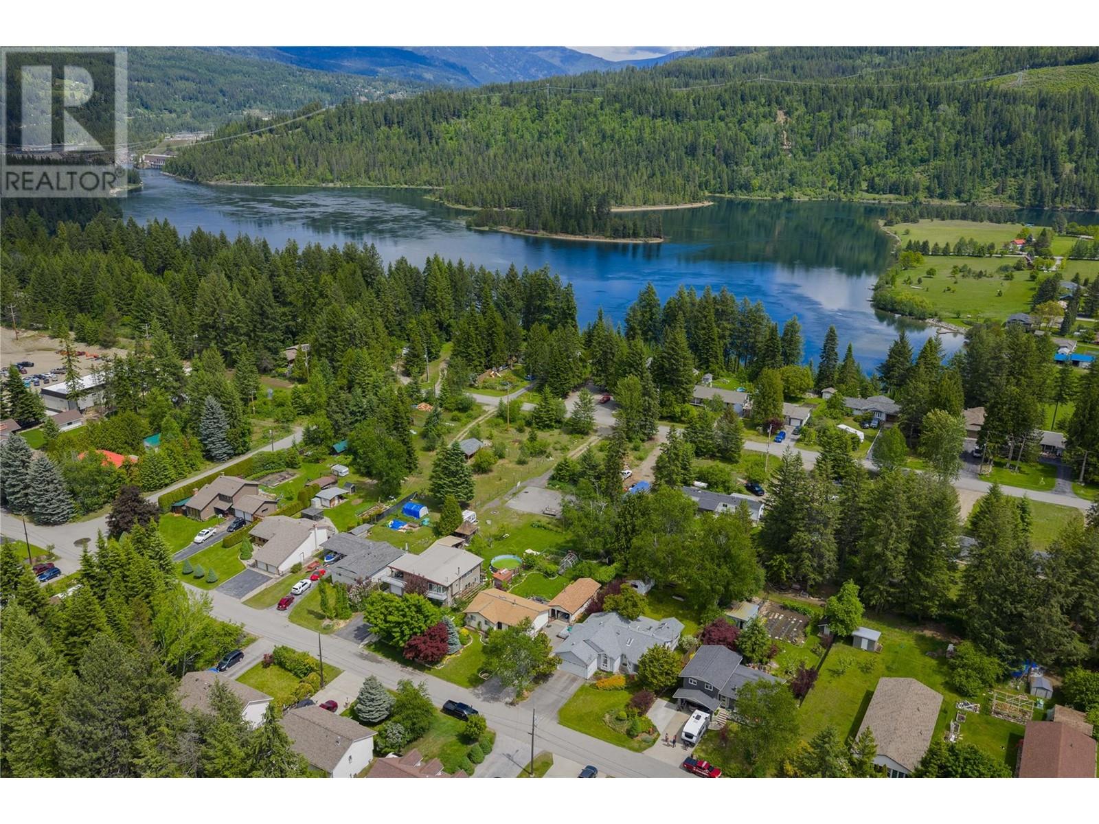 Photo 48 of 2718 Fir Drive, South Slocan BC