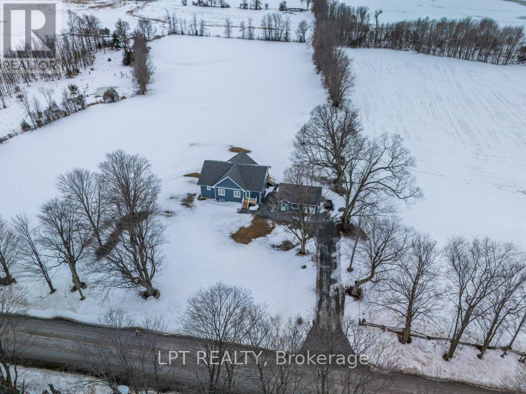 Photo 38 of 272 9th Concession Road, Rideau Lakes ON