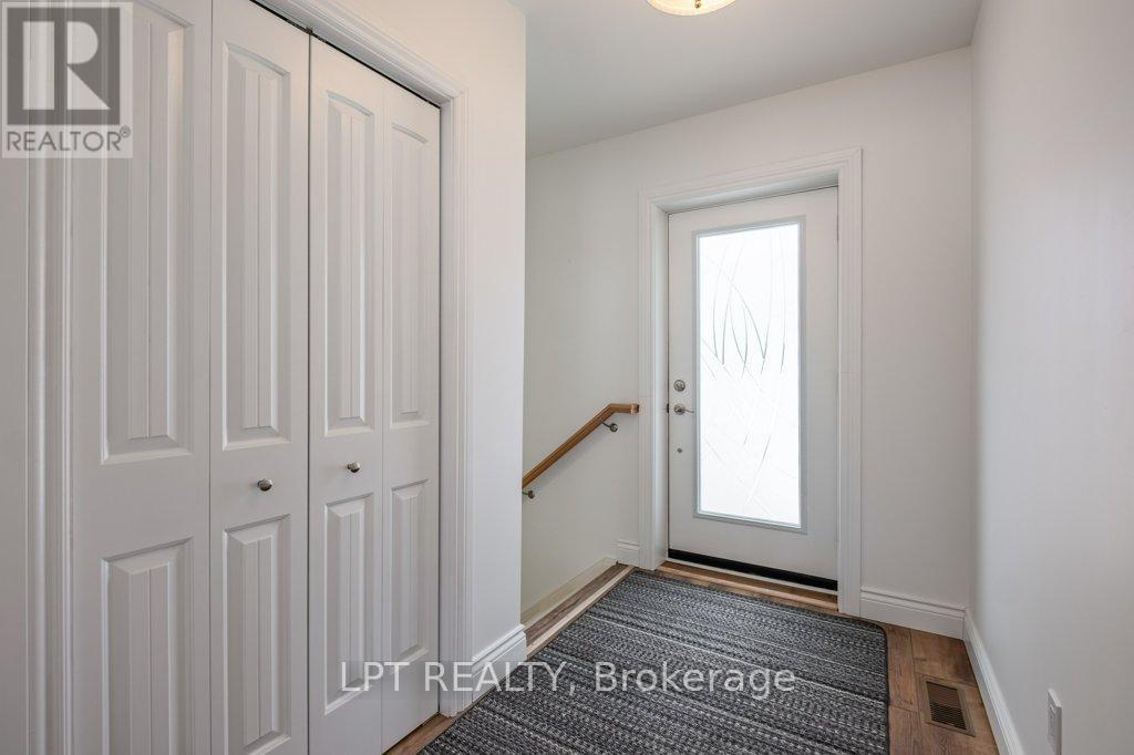 Photo 5 of 272 9th Concession Road, Rideau Lakes ON