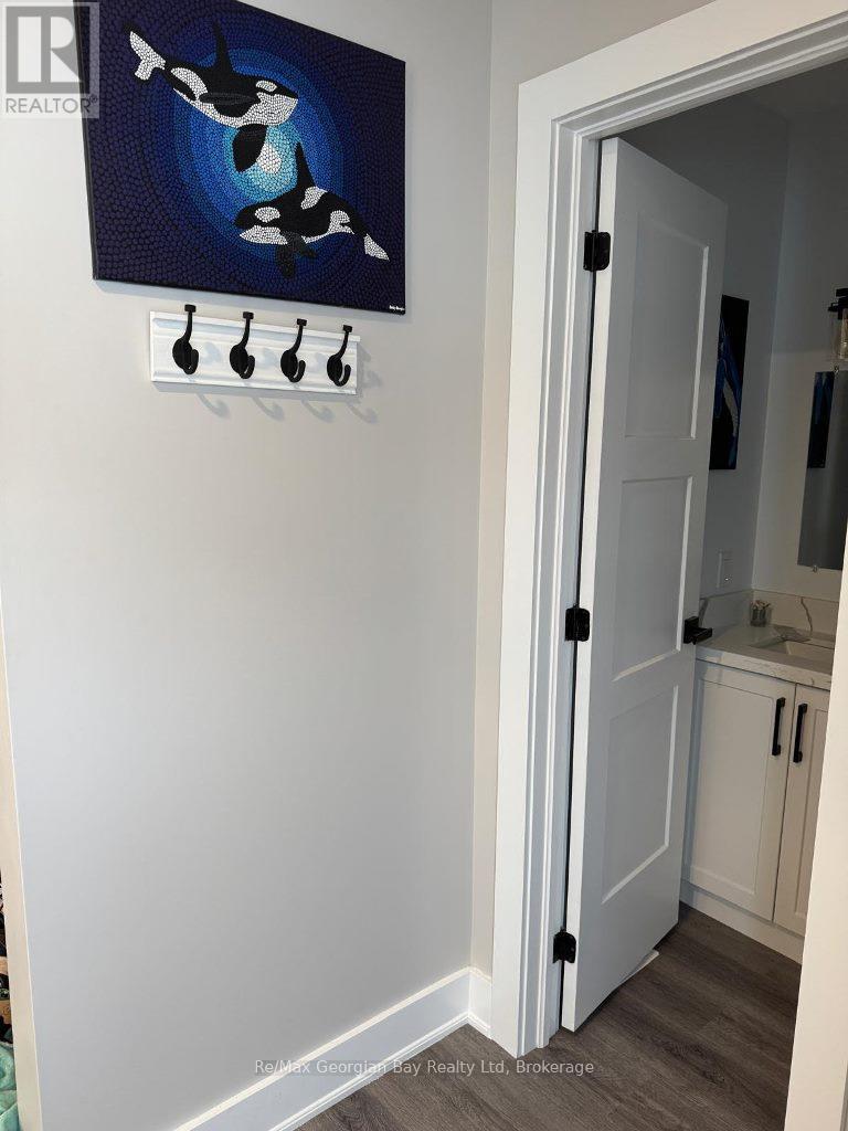 Photo 21 of 334 Rose Crescent, Midland ON
