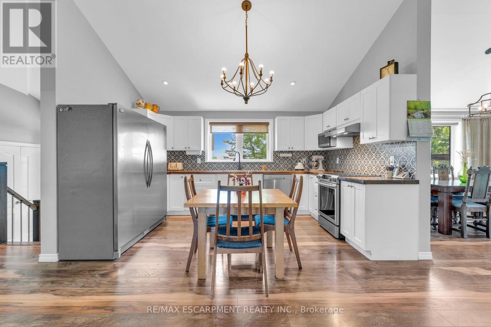 Photo 9 of 6724 Elcho Road, West Lincoln ON