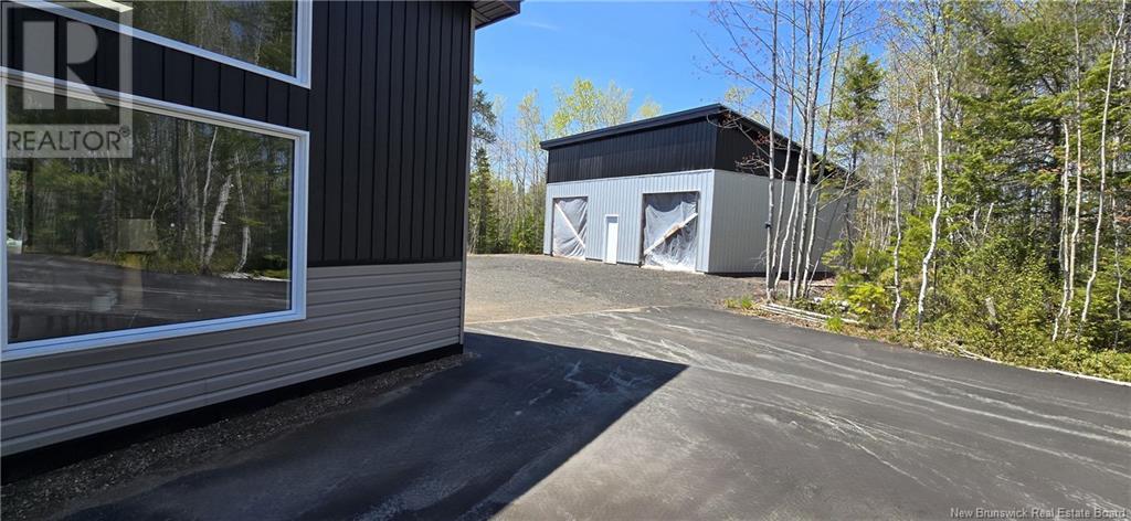 Photo 3 of 624 Rue Du Portage, Caraquet NB