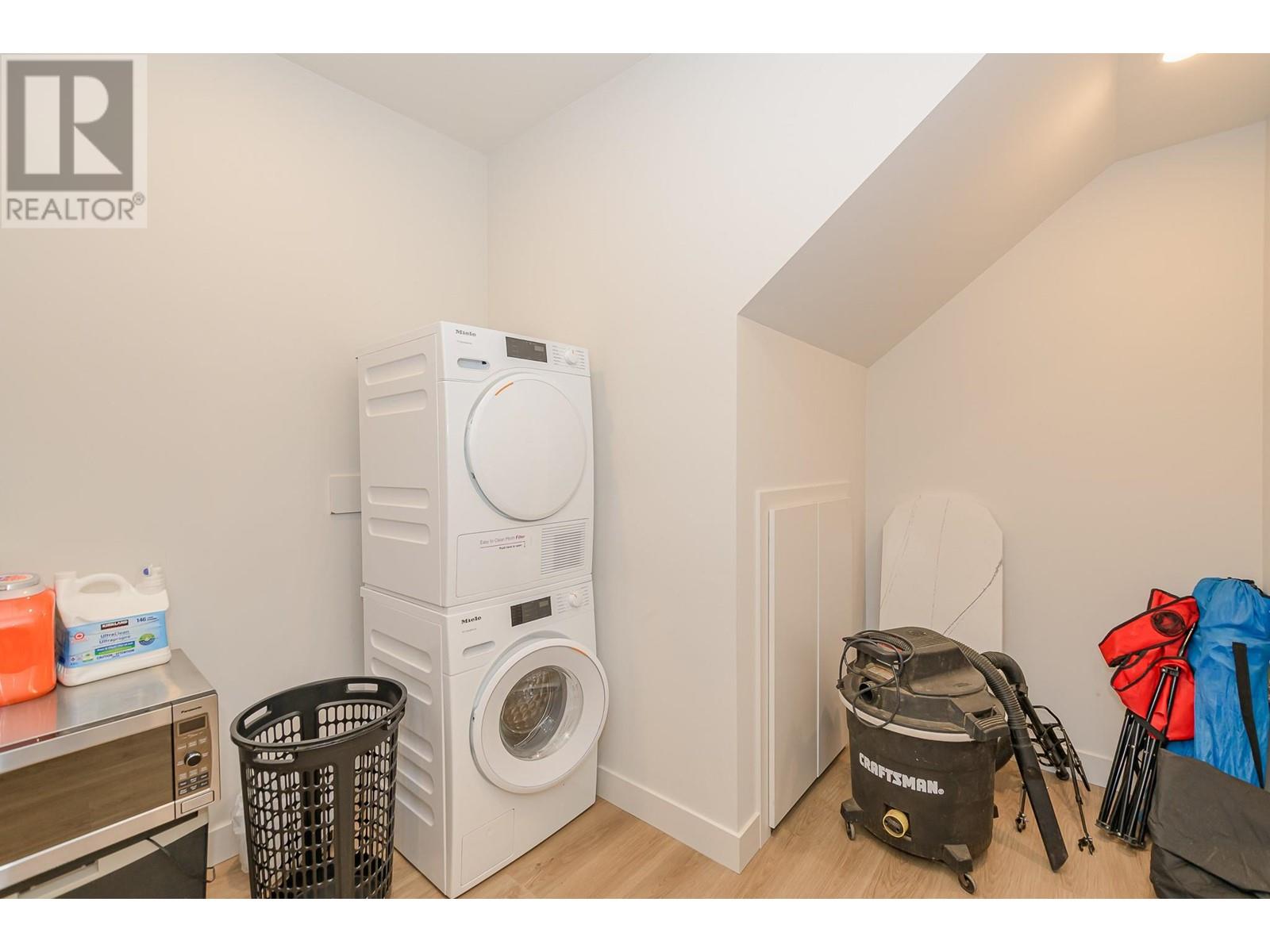 7750 Golf Course Road - 38