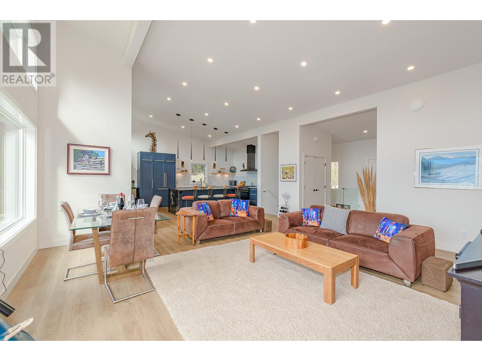 7750 Golf Course Road - 24