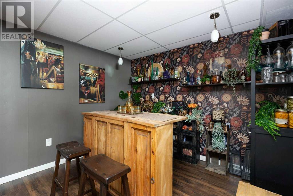 302 Hillcrest Drive, Fort McMurray, Alberta
