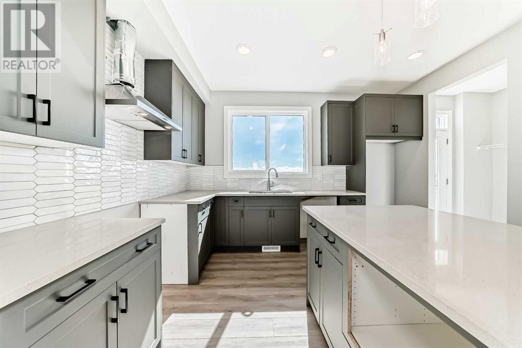Single Family House for Sale in  Bartlett Way SE Rangeview Calgary 