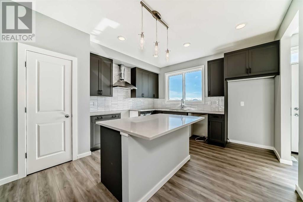 Single Family House for Sale in  Bartlett Way SE Rangeview Calgary 