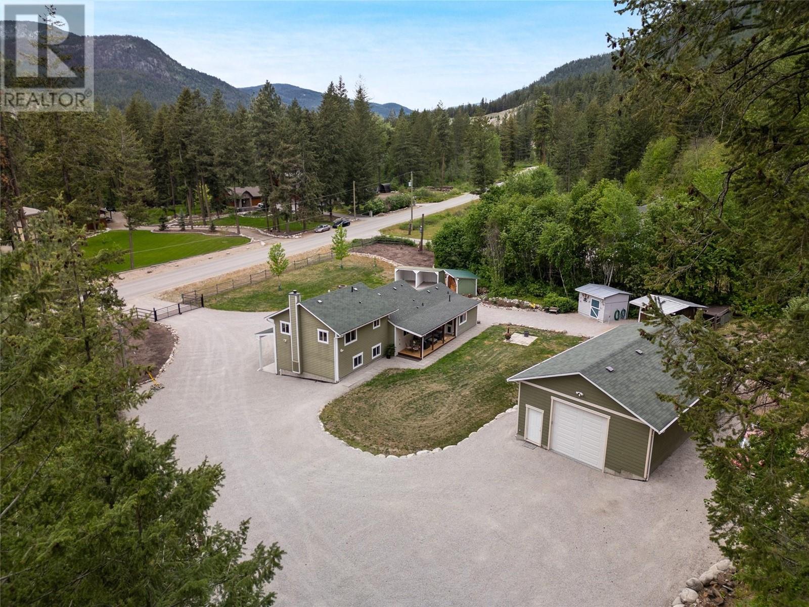 4635 Trepanier Road, Peachland