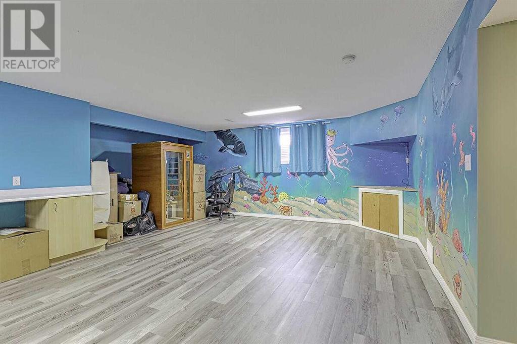 Single Family House for Sale in  Tuscany Vista Point NW Tuscany Calgary 