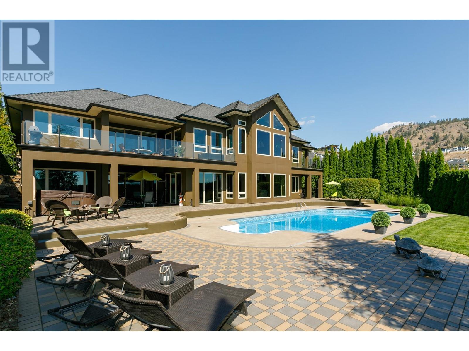 1528 Vineyard Drive, West Kelowna