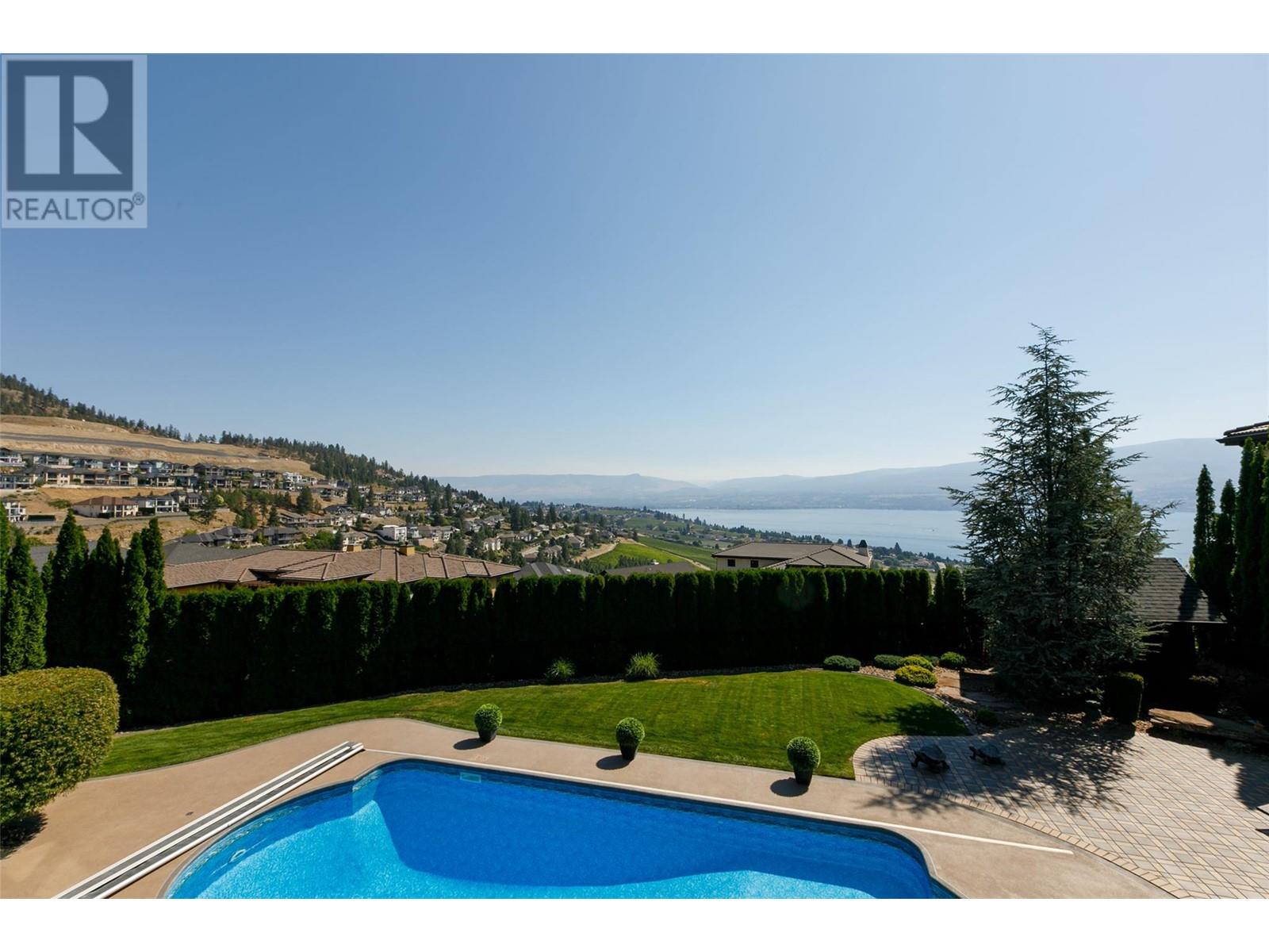 1528 Vineyard Drive, West Kelowna