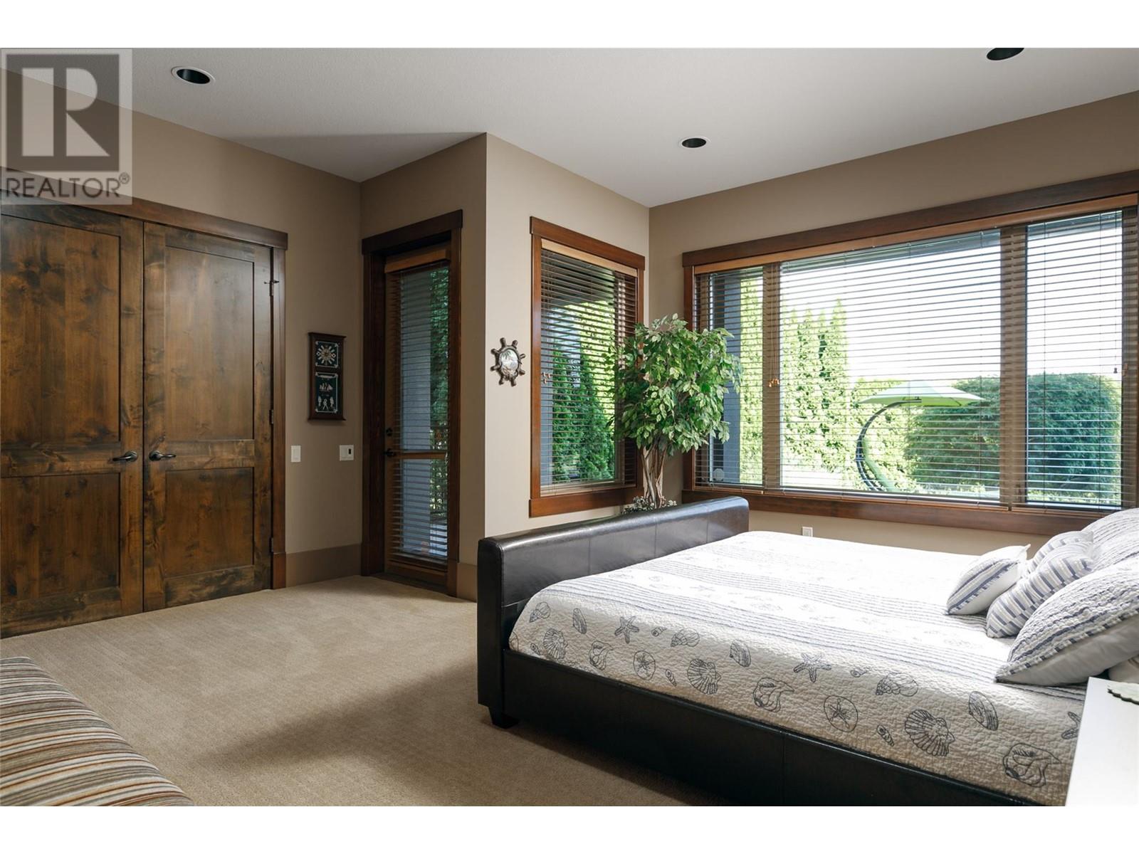 1528 Vineyard Drive, West Kelowna