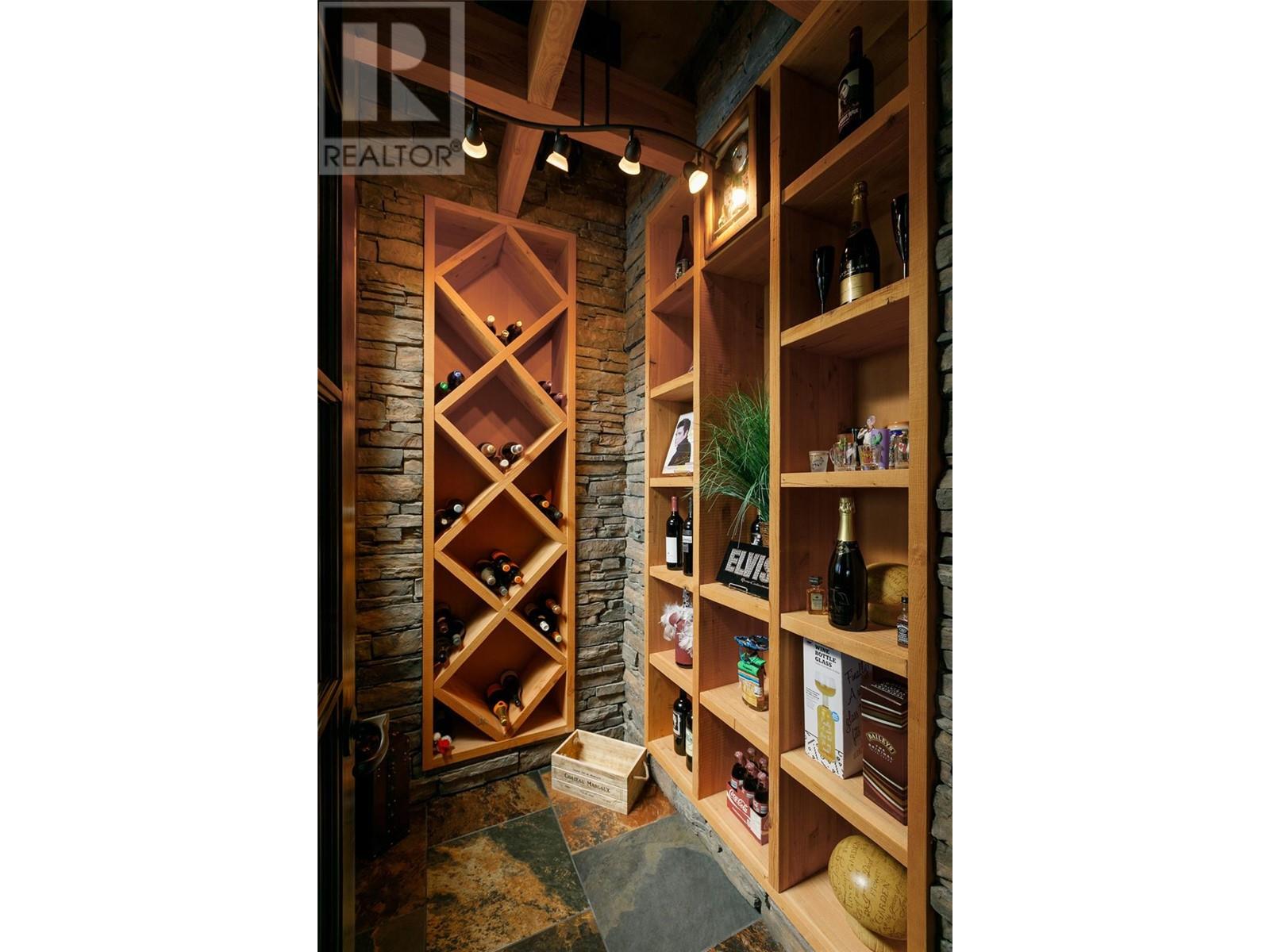 1528 Vineyard Drive, West Kelowna