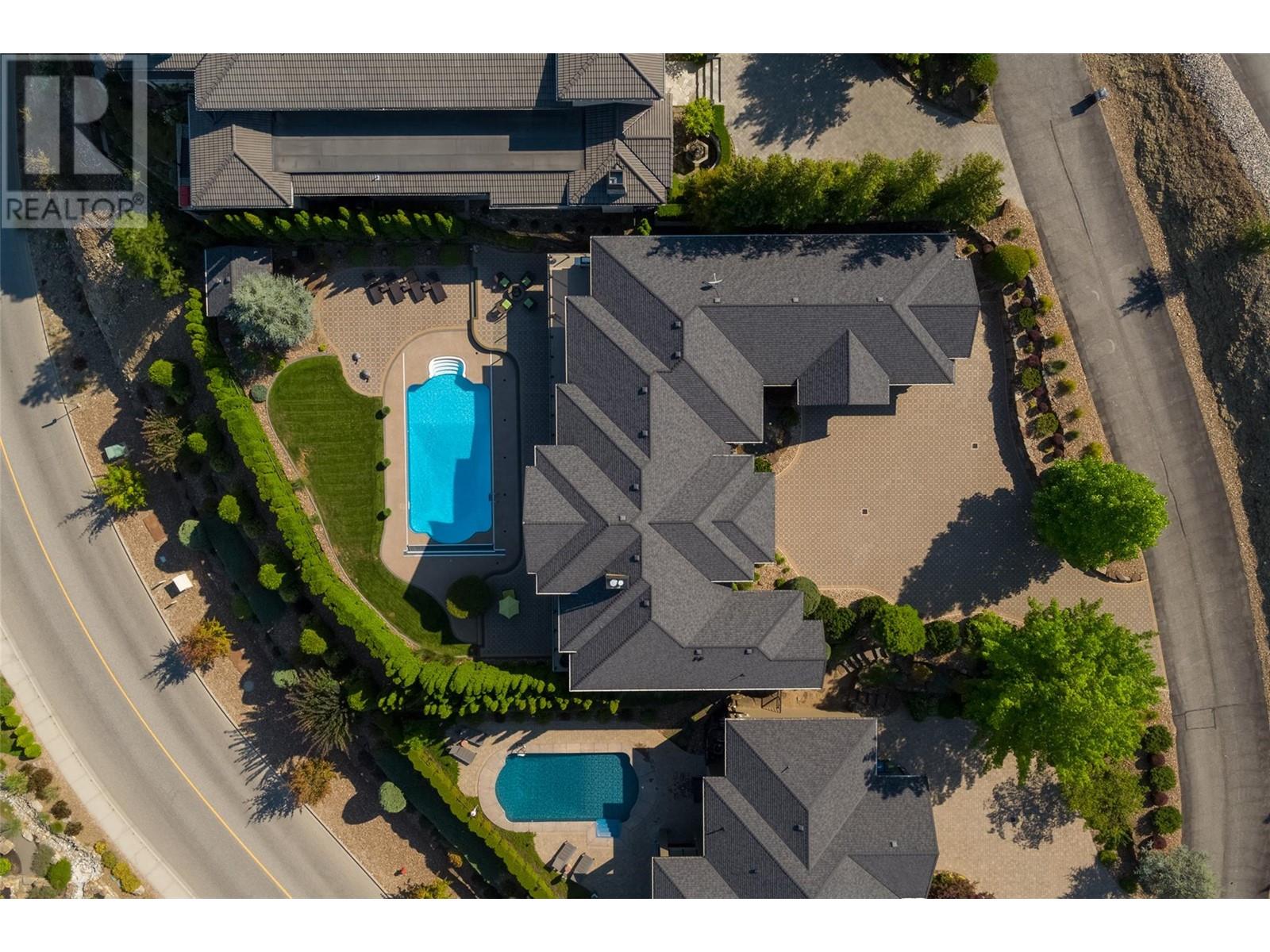 1528 Vineyard Drive, West Kelowna