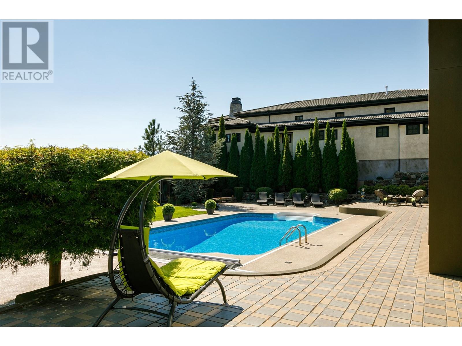 1528 Vineyard Drive, West Kelowna