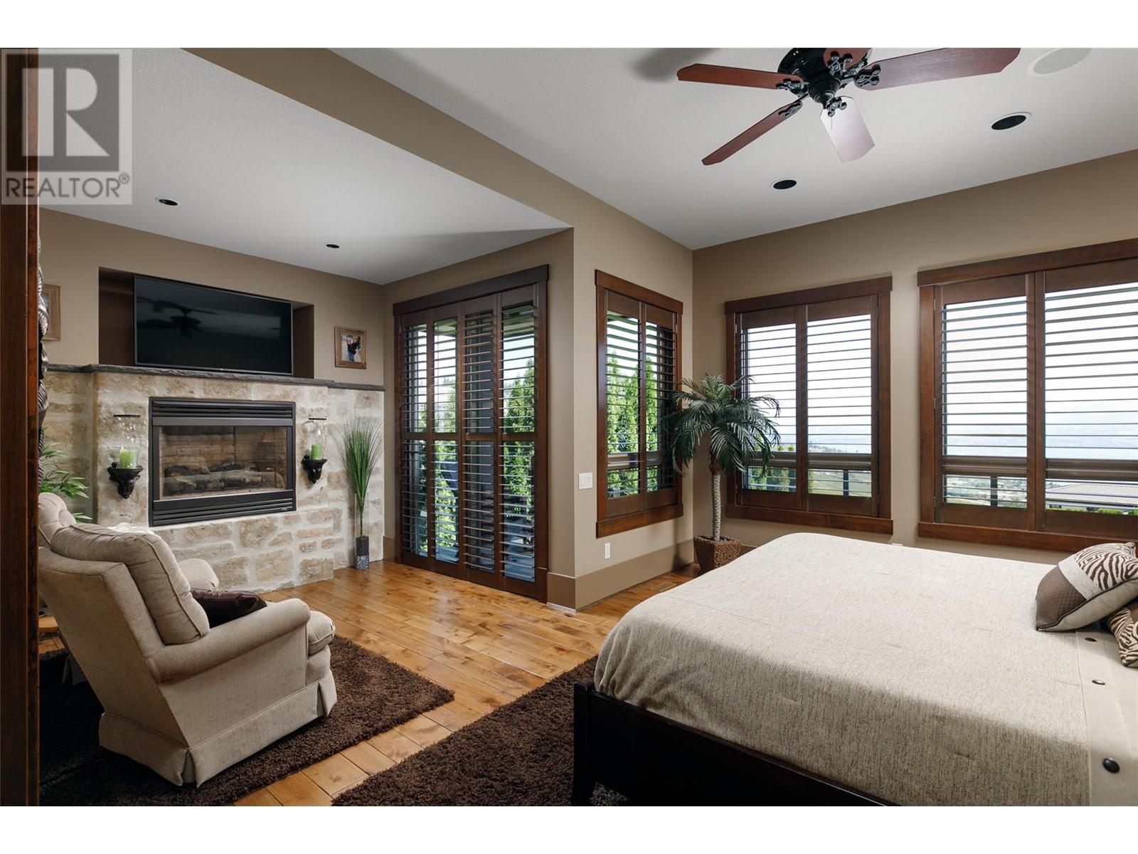 1528 Vineyard Drive, West Kelowna