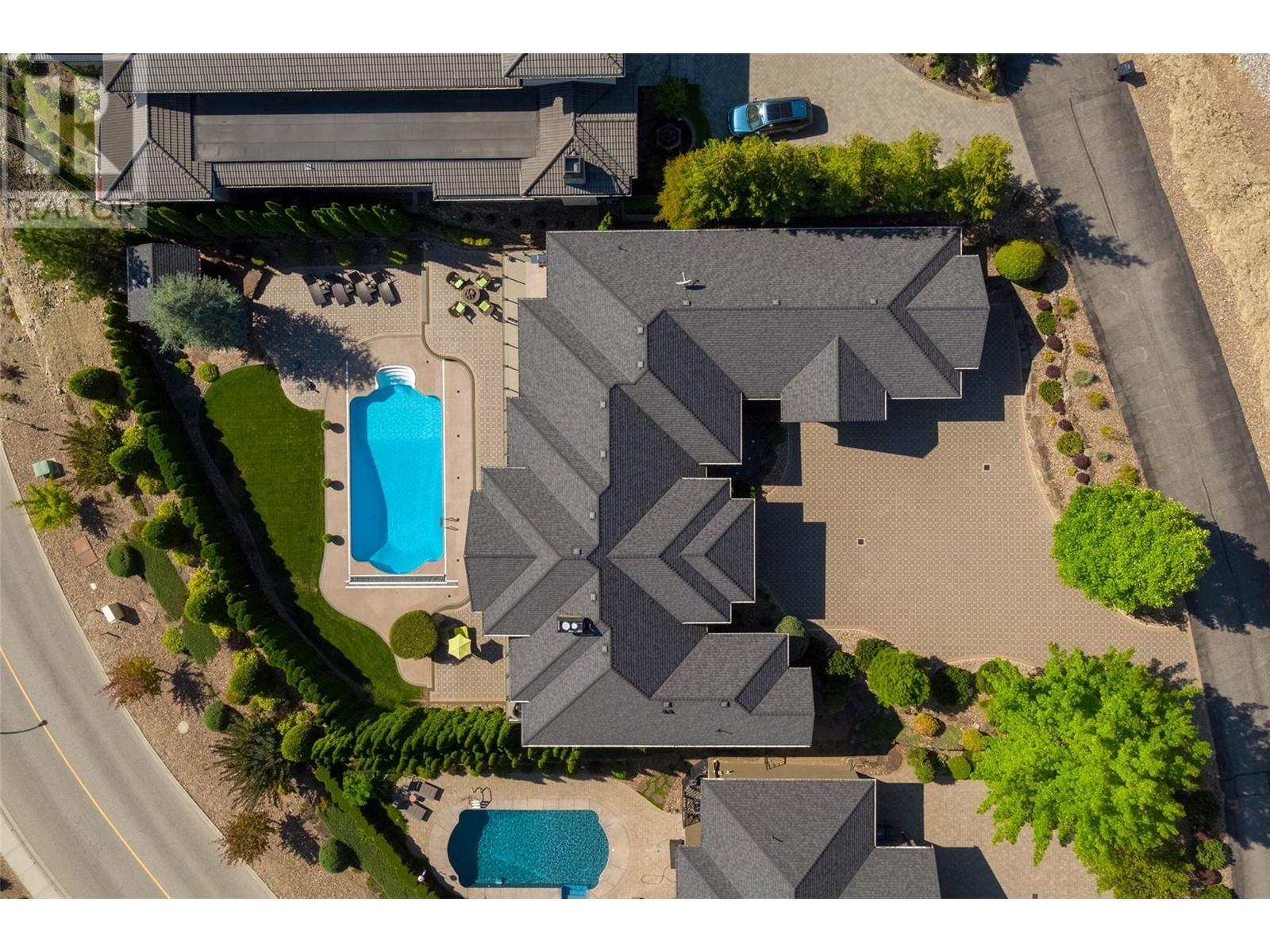 1528 Vineyard Drive, West Kelowna