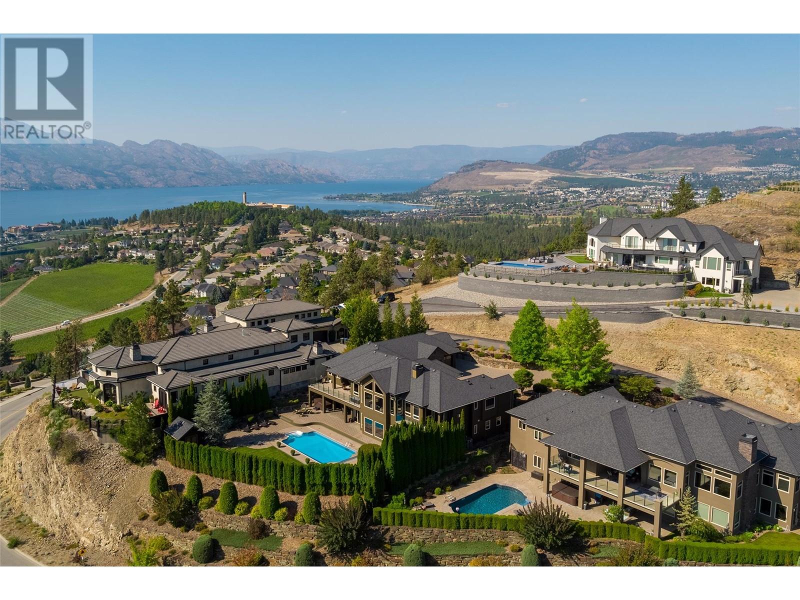 1528 Vineyard Drive, West Kelowna