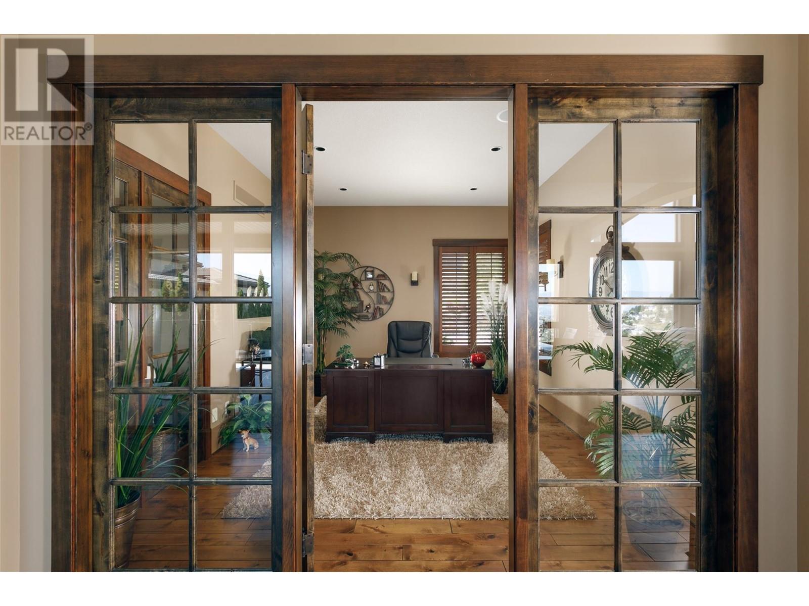 1528 Vineyard Drive, West Kelowna