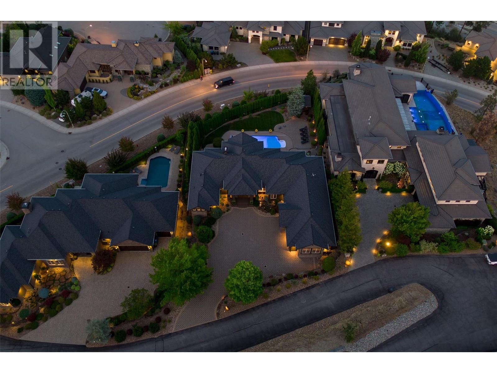 1528 Vineyard Drive, West Kelowna