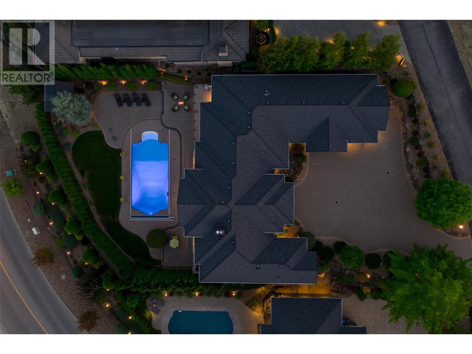 1528 Vineyard Drive, West Kelowna