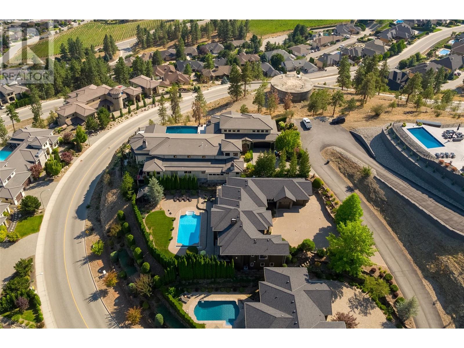 1528 Vineyard Drive, West Kelowna