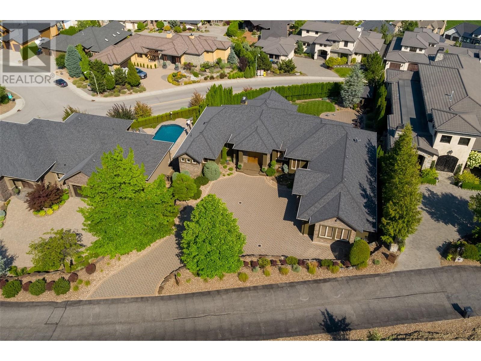 1528 Vineyard Drive, West Kelowna