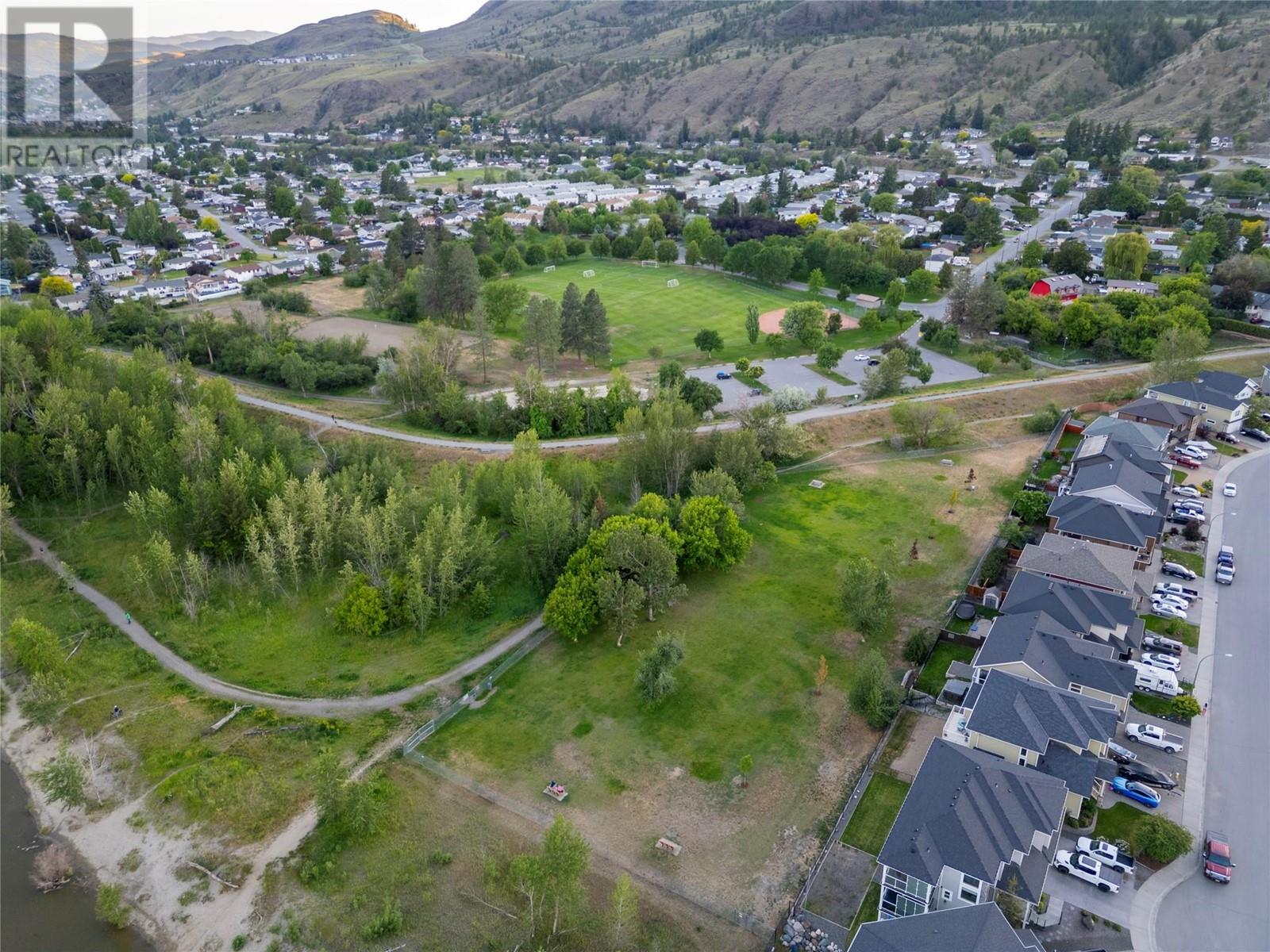Photo 26 of 2744 Beachmount Crescent, Kamloops BC