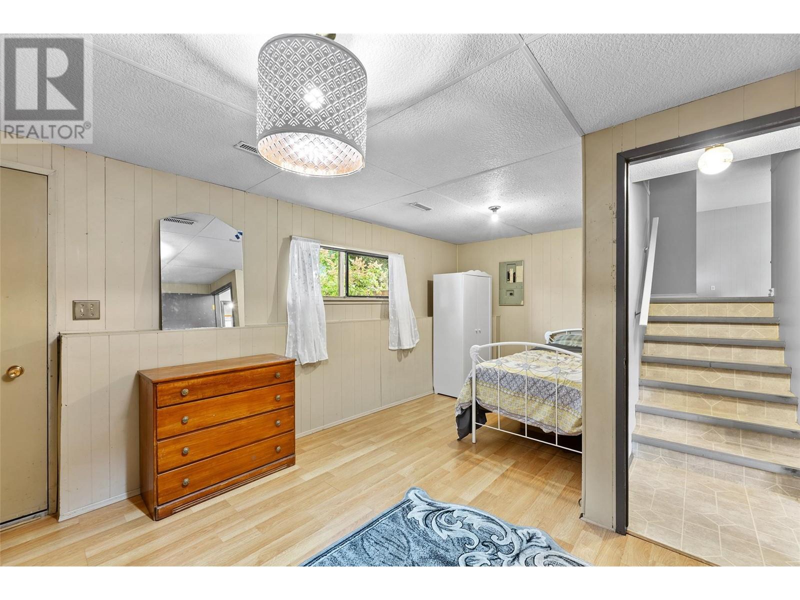  940 Dundee Road, Kelowna