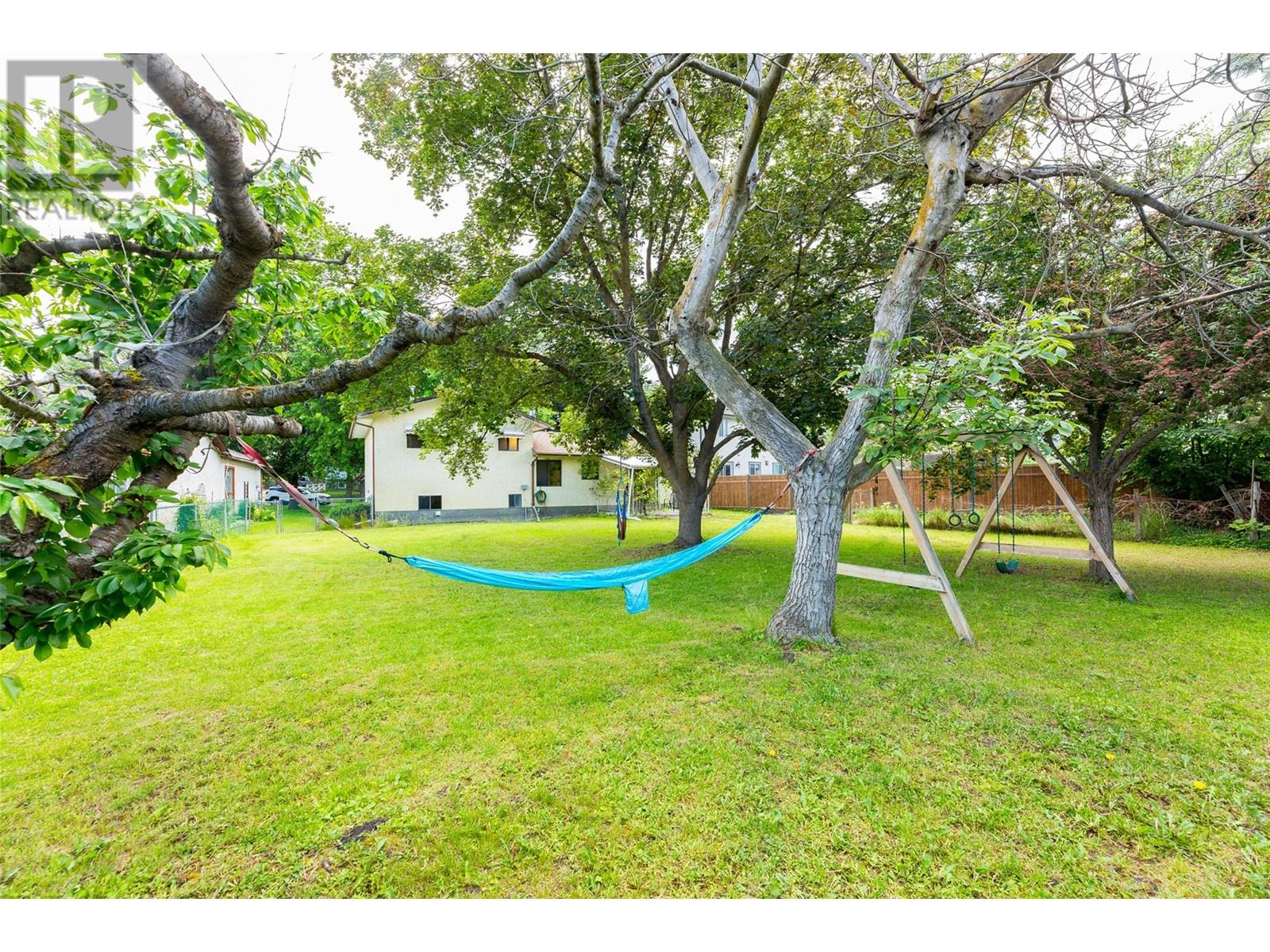  940 Dundee Road, Kelowna
