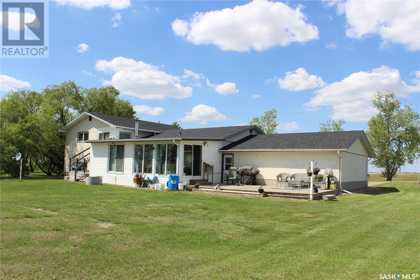 Photo 4 of Hiske Acreage, Estevan Rm No 5 SK